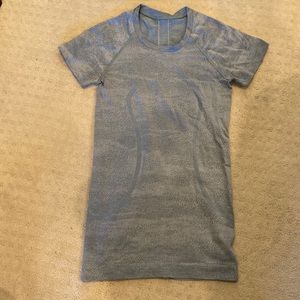 lululemon short sleeve swiftly tech full length, size 2